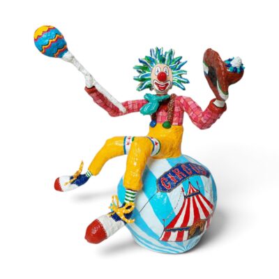 Farbenfrohe Pop-Art-Skulptur eines Clowns auf einem großen Luftballon von Manuel Lächner.